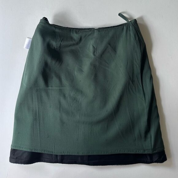 Vintage 1990s Chanel Forest Green Boucle Tweed Mini Skirt 97a 40 FR 8 US - Picture 10 of 16